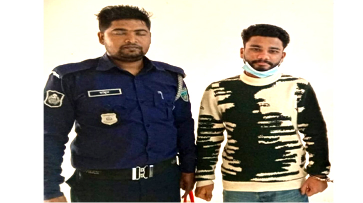 বন্দরে ট্রাক চালককে পিটিয়ে নগদ টাকা ও মোবাইল লুট : ছিনতাইকারি আটক