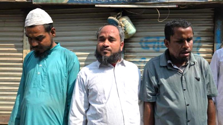 সিদ্ধিরগঞ্জে ভোট দিলেন তিন অন্ধ ব্যক্তি