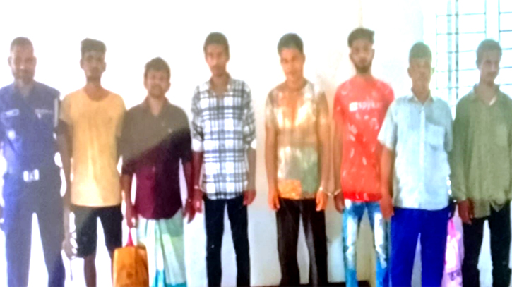বন্দরে সাঁজাপ্রাপ্ত আসামিসহ বিভিন্ন ওয়ারেন্টে গ্রেপ্তার ৬  
