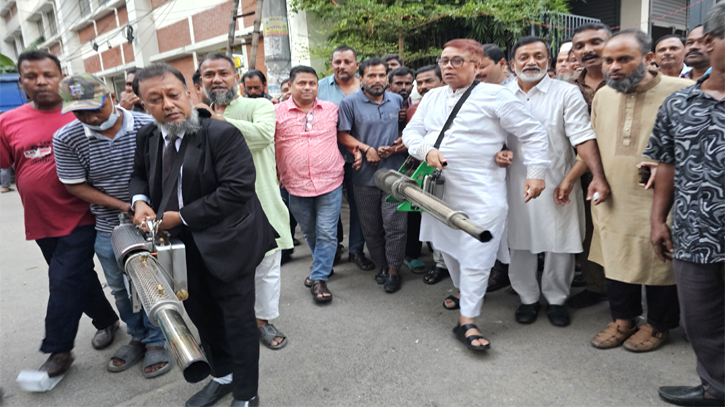 ডেঙ্গু প্রতিরোধে মহানগর বিএনপির মশক নিধন কর্মসূচি পালন ডেঙ্গু প্রতিরোধে মহানগর বিএনপির মশক নিধন কর্মসূচি পালন