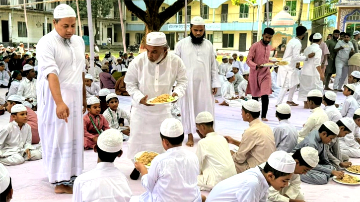 তারেক রহমান সুস্থ থাকলে গণতন্ত্র টিকে থাকবে : মান্নান