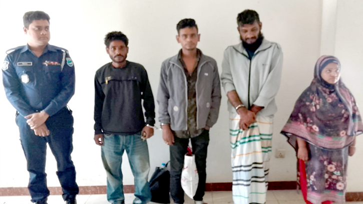 বন্দরে বিভিন্ন ওয়ারেন্টে নারীসহ গ্রেপ্তার ৪ 