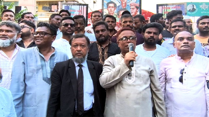 বন্দরকে একটি নিরাপদ বন্দর হিসেবে গড়ে তুলতে চাই : সাখাওয়াত বন্দরকে একটি নিরাপদ বন্দর হিসেবে গড়ে তুলতে চাই : সাখাওয়াত