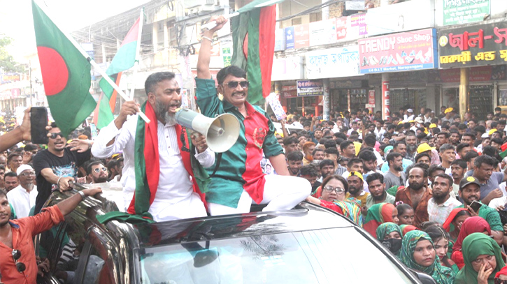 বিএনপির প্রতিষ্ঠাবার্ষিকীতে জাকির খানের বর্নাঢ্য র্যালি বিএনপির প্রতিষ্ঠাবার্ষিকীতে জাকির খানের বর্নাঢ্য র্যালি