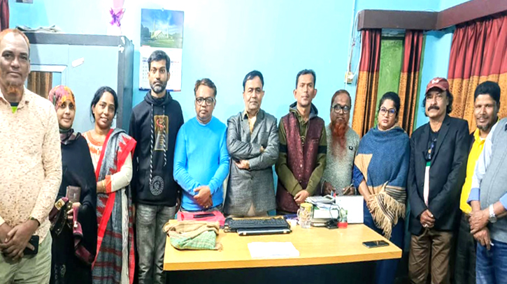 নারায়ণগঞ্জে আন্তর্জাতিক লেখক দিবস পালনে উদযাপন পরিষদের সভা 