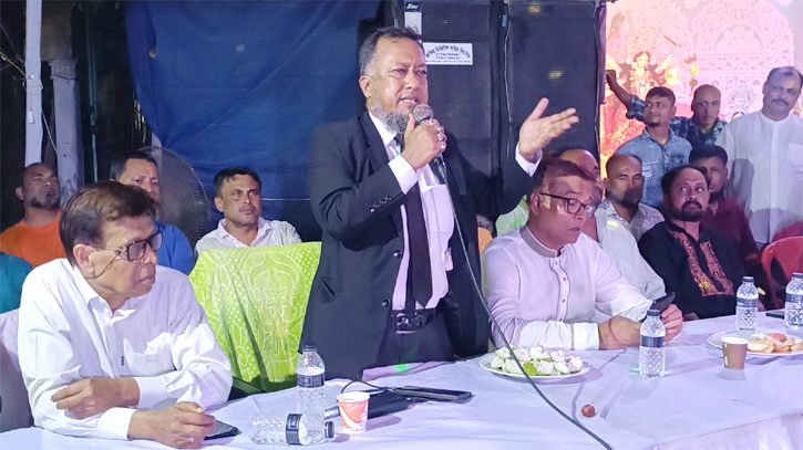 দল থেকে বহিষ্কৃত ওসমান পরিবারের দোসররা আপনার আশপাশে : টিপু 