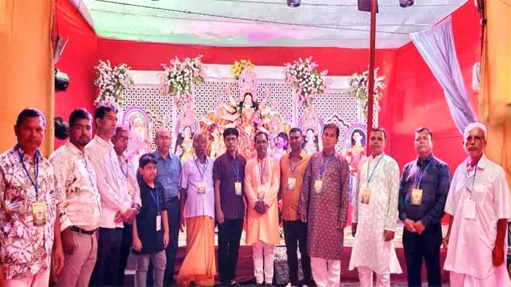 মহানবমীতে আড়াইহাজার ও রূপগঞ্জের বিভিন্ন মন্দির পরিদর্শনে না.গঞ্জ ঐক্য পরিষদ  