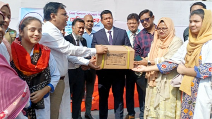 মাতৃস্বাস্থ্য নিশ্চিতকরণে নারায়ণগঞ্জ ডিসির কার্যকর উদ্যোগ