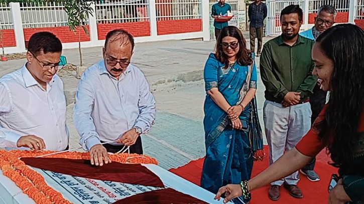 মদনগঞ্জ ইউনিয়ন ভূমি অফিসের নতুন  ভবনের উদ্বোধন, ডাটা এন্ট্রি কার্যক্রমের সূচনা