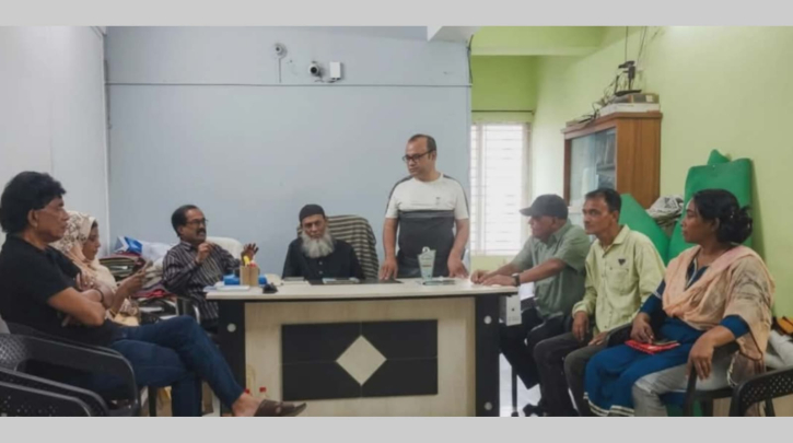 নারায়ণগঞ্জ কবিতা পরিষদের সাহিত্য আড্ডা অনুষ্ঠিত