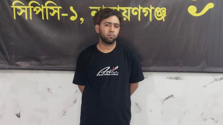বাবুরাইলে ফেন্সিডিল, ইয়াবা ও নগদ টাকাসহ আটক ১