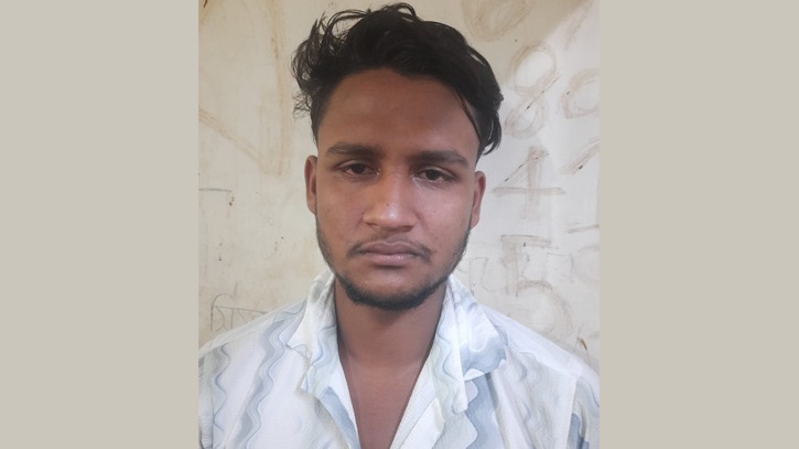 ফতুল্লায় কলেজ শিক্ষার্থীকে ইভটিজিং, যুবক গ্রেপ্তার