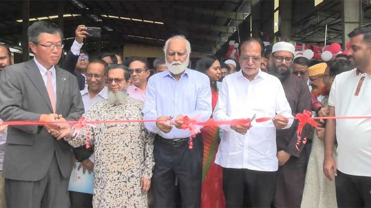 দুর্গম এলাকায় দ্রুত উদ্ধার কার্যক্রমে   ১২ উপকূলীয় জেলায় স্পিডবোট হস্তান্তর