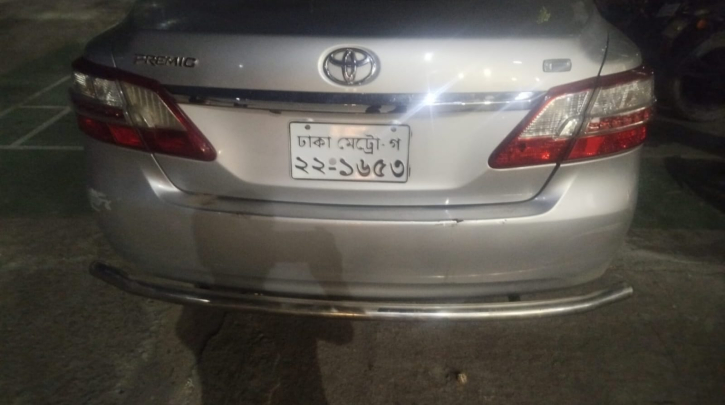 প্রাইভেট কার-অটোরিকশা সংঘর্ষে আহত দুই পোশাক শ্রমিক,গাড়ি ভাঙচুর প্রাইভেট কার-অটোরিকশা সংঘর্ষে আহত দুই পোশাক শ্রমিক,গাড়ি ভাঙচুর
