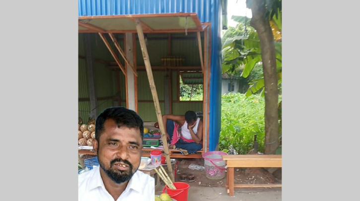 বন্দরে মসজিদের জায়গা দখল করে দোকান নির্মাণ, এলাকাবাসীর ক্ষোভ