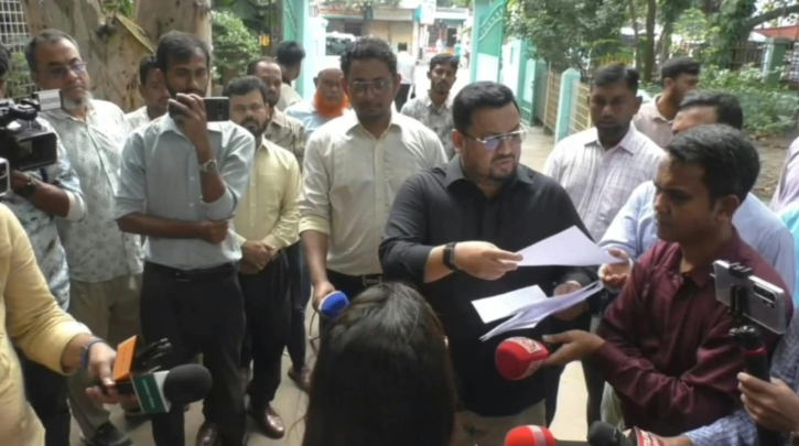 কর্মকর্তা-কর্মচারীরা উপস্থিত না থাকলেও অনেকের হাজিরা দেওয়া হয়ে গেছে: ভূমি প্রতিমন্ত্রী
