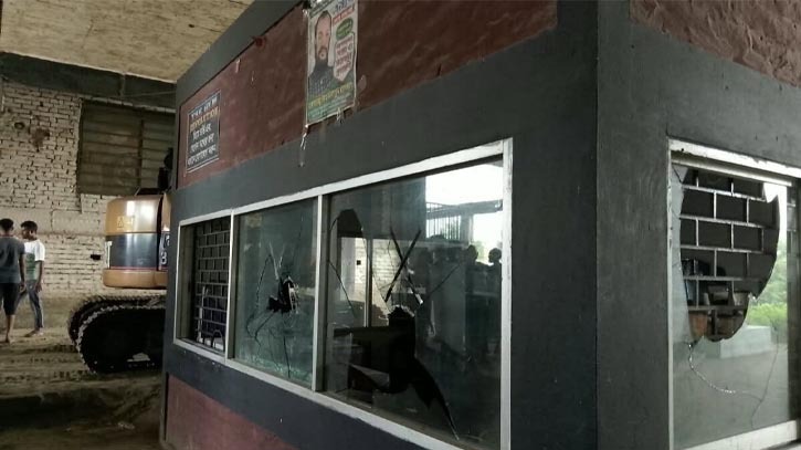 বন্দরে মাকসুদের প্রতিষ্ঠানে হামলার  অভিযোগ আশার অনুসারীদের বিরুদ্ধে