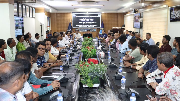 শারদীয় দুর্গাপূজায় আইনশৃঙ্খলা নিয়ে মতবিনিময়