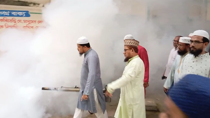 নাসিকের ১৫ ও ১৮ নম্বর ওয়ার্ডে মহানগরী জামায়াতের মশা নিধন কর্মসূচি