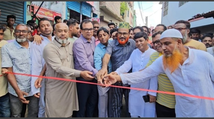 লালপুরে ড্রেন নির্মাণ কাজ ও নতুন সংস্কার হওয়া রাস্তার উদ্বোধন করলেন রিয়াদ চৌধুরী লালপুরে ড্রেন নির্মাণ কাজ ও নতুন সংস্কার হওয়া রাস্তার উদ্বোধন করলেন রিয়াদ চৌধুরী