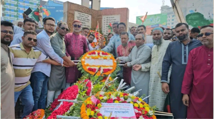 স্বাধীনতা দিবসে মহানগর বিএনপির শ্রদ্ধা নিবেদন