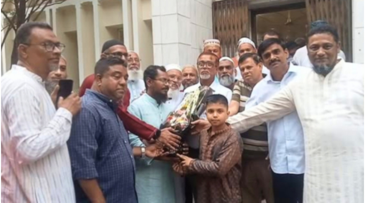 মাদক ও কিশোর গ্যাং প্রতিরোধে লাঠি হাতে সোচ্চার হওয়ার আহ্বান সাখাওয়াতের