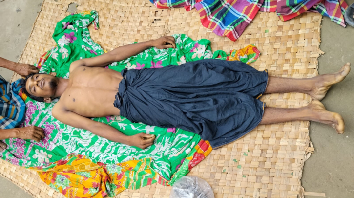 বন্দরে যুবকের আত্মহত্যা বন্দরে যুবকের আত্মহত্যা