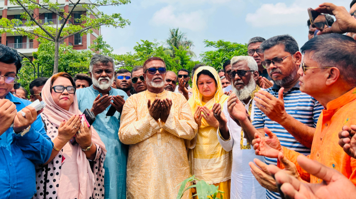 পরিবেশ রক্ষায় বৃক্ষরোপণের কোনো বিকল্প নেই: সাখাওয়াত হোসেন 