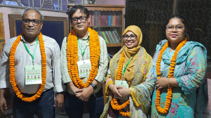আমলাপাড়া আদর্শ শিশু সরকারি প্রাথমিক বিদ্যালয়ে অভিভাবক ঐক্য পরিষদের নিরঙ্কুশ জয়