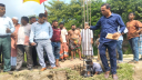 আড়াইহাজরে সরকারি রাস্তা কেটে অবৈধ বিল্ডিং, অভিযান শেষে খুলল জনপথ