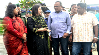 ফতুল্লায় প্রতিমা বিসর্জন ঘাট পরিদর্শনে অতিরিক্ত জেলা ম্যাজিস্ট্রেট
