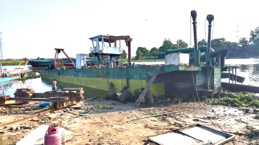 বন্দরে কোটি টাকার চোরাই ড্রেজার কাটিং করে বিক্রয়ের চেষ্টা 