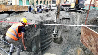 পঞ্চবটিতে পাইপলাইন ফেটে বন্ধ গ্যাস সরবরাহ, চরম ভোগান্তি