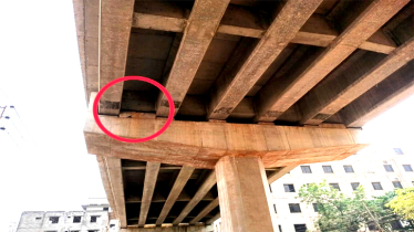 ভূমিকম্পে পঞ্চবটি-মুক্তারপুর ফ্লাইওভারে ৭৭ নম্বর পিলারের ব্লকে ফাটলের চিহ্ন
