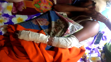 আড়াইহাজারে ডাকাতি, ককটেল নিক্ষেপ : পুলিশের গুলি