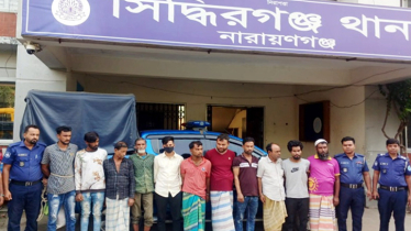 সিদ্ধিরগঞ্জে আওয়ামী লীগের ৪ নেতাকর্মীসহ গ্রেপ্তার ১৫  