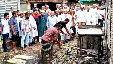 জলাবদ্ধতা নিরসনে ফতুল্লায় জামায়াতের উদ্যোগে পরিচ্ছন্নতা অভিযান