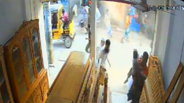 ফতুল্লায় সেলুনে ভয়াবহ বিস্ফোরণ, শিশুসহ ৫জন দগ্ধ