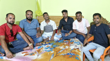 অসুস্থ বন্দর যুবদল নেতা বাবুলের খোঁজখবর নিলেন সহকর্মীরা  