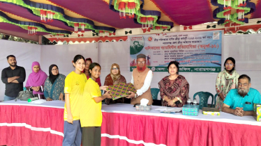 বালিকাদের ব্যাডমিন্টন (অনুর্ধ্ব-১৬) প্রতিযোগিতা অনুষ্ঠিত