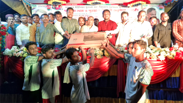 মদনপুরে যুবদলের ডিগবার ফুটবল টুর্নামেন্টের ফাইনাল খেলা ও পুরস্কার