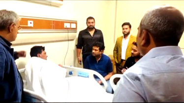 অসুস্থ ভিপি রাজিবের খোঁজখবর নিলেন বিএনপি নেতা আজাদ