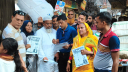 শিল্পপতি বাবুলের নির্দেশে শহরে ৩১ দফার লিফলেট বিতরণ
