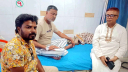 ডেঙ্গু আক্রান্ত বিএনপি নেতা চঞ্চলের শয্যা পাশে সাখাওয়াত ডেঙ্গু আক্রান্ত বিএনপি নেতা চঞ্চলের শয্যা পাশে সাখাওয়াত