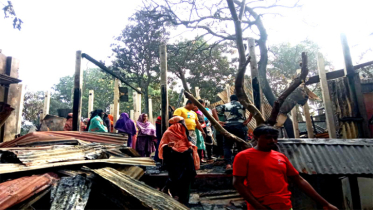 বন্দরে অগ্নিকান্ডে ৫টি বসত ঘর ভস্মীভূত  