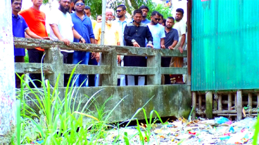 ফতুল্লায় জলাবদ্ধতা নিরসনে যুবদল নেতা রনির উদ্যোগে খাল পরিষ্কার