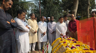 ত্বকীর কবর জিয়ারত করে দ্রুত বিচার দাবি বিভিন্ন সংগঠনের