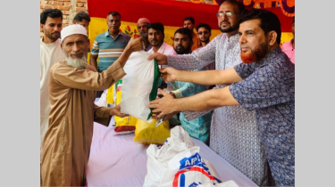 সোনারগাঁয়ে ছাত্রদলের ঈদ উপহার বিতরণ