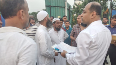 সিদ্ধিরগঞ্জে অবৈধভাবে জ্বালানি তেল বিক্রি, গ্রেপ্তার ২