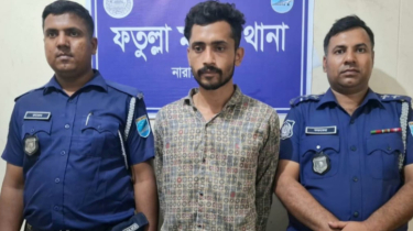 ফতুল্লায় ইয়াবাসহ মাদক ব্যবসায়ী গ্রেফতার
